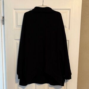 FP Beach Black Cozy Pullover